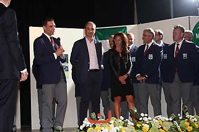 I saluti del presidente del Coro Monte Venda